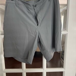 RHONE Men's Slate Gray Flat Front Shorts